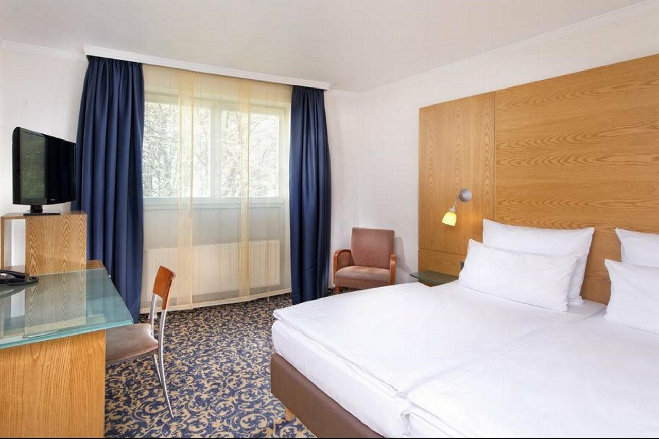 Best Western Hotel Kantstrasse Берлин Экстерьер фото